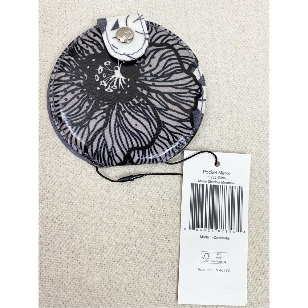 NWT Vera Bradley pocket cosmetic mirror. Moon Shadow Meadow